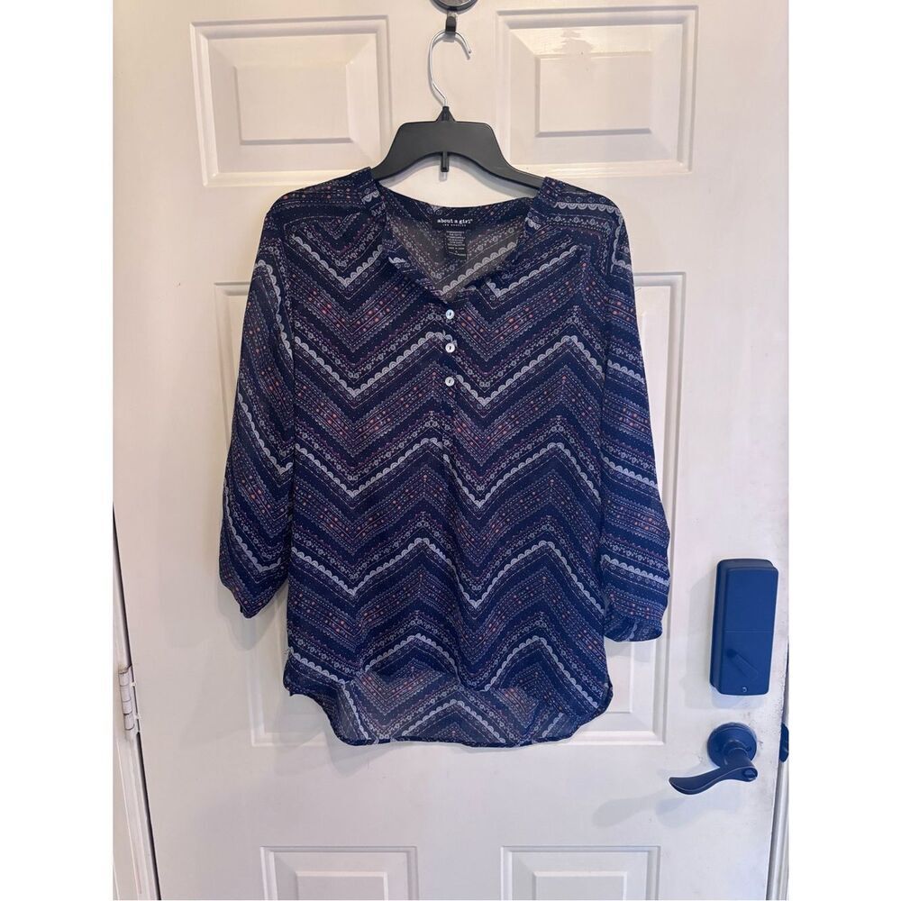 About A Girl Navy Chevron Boho Button-Front Blouse - Picture 4 of 6